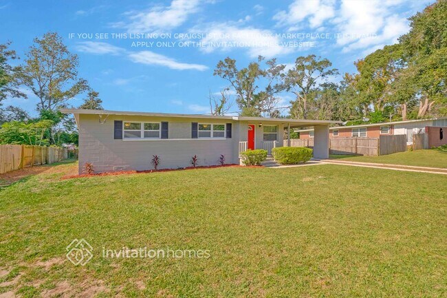 Photo - 1144 Skye Dr E