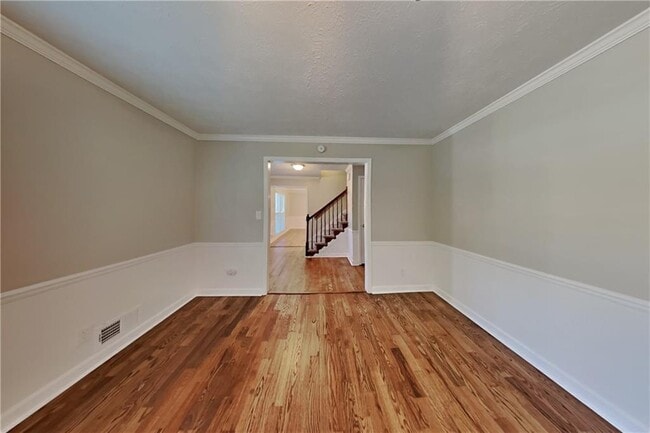 Photo - 4251 Vineyard Trail SW