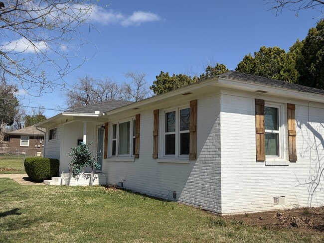 Photo - 3929 NW 32nd St