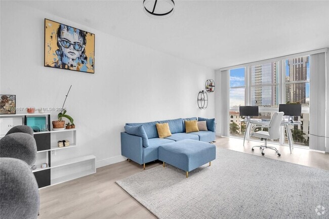 Building Photo - 500 NE 29th St Unit # 905 Rental