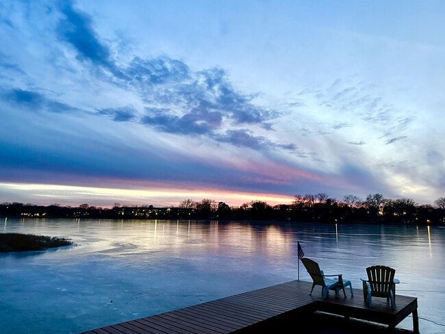 Building Photo - 8564 Lincoln St