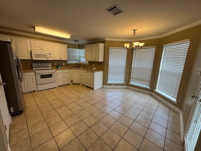 Photo - Gorgeous 3 Bedroom Home
