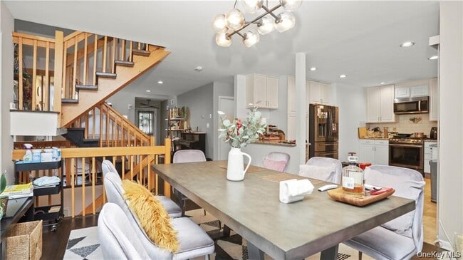 Photo - 4 Pinewood Cir