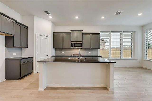 Photo - 3900 Falcon Fld