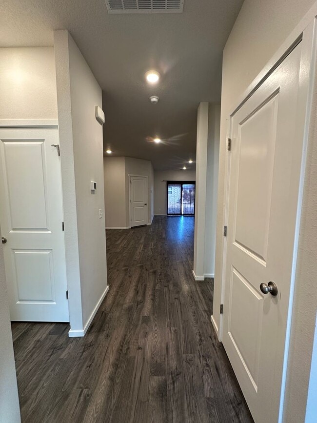 Photo - Single Level 2 Bedroom / 2 Bathroom House ...