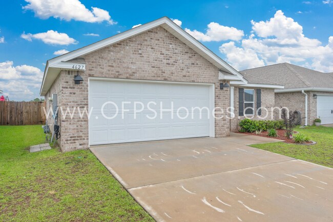 Photo - AVAILABLE AUG 1 - 3BED/2BATH W/ELEC INCLUDED