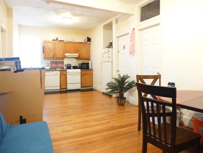 Photo - 25 Wilson Park Apartment Unit 1