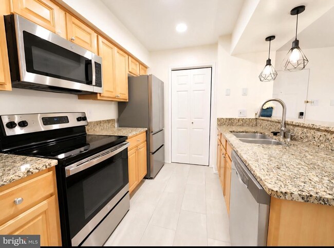 Photo - 3308 Wyndham Cir Unit 124