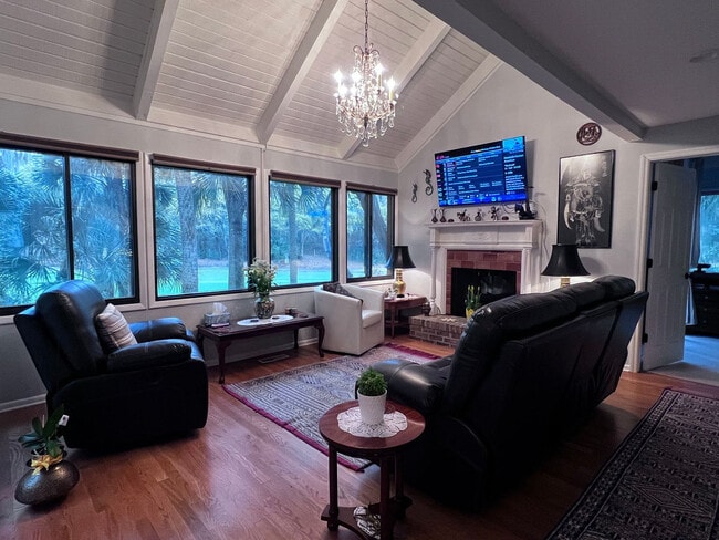 Building Photo - 1701 Longbend Dr Unit ID1247036P Rental