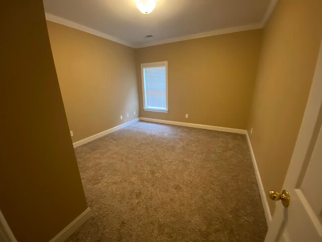 Photo - 245 Fairview Cir