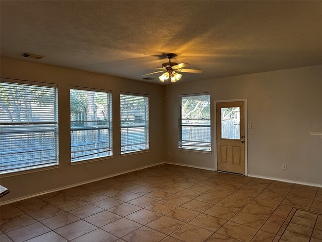 Photo - 5007 Azalea Meadow Ln