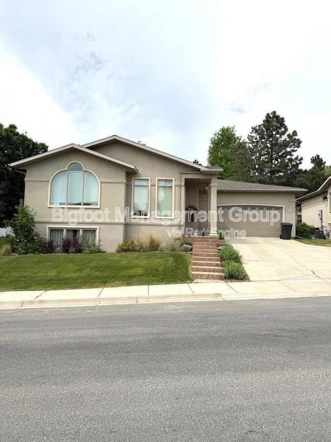 Photo - 24 Reeders Village Dr House