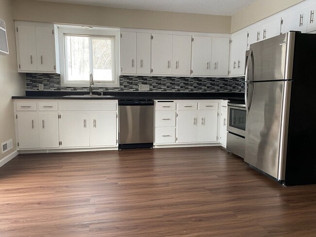 Photo - 9460-9462 Griggs Ave Unit 9462