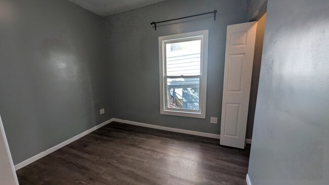 Photo - 1629 W Beach Ave