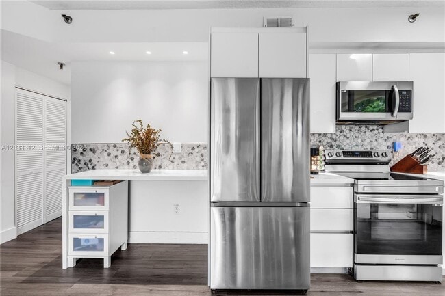 Photo - 1834 Brickell Ave Unit 33