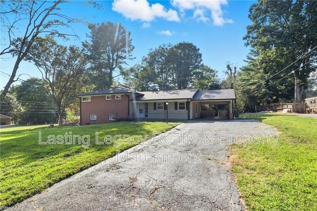 Photo - 4850 Ellen Ave