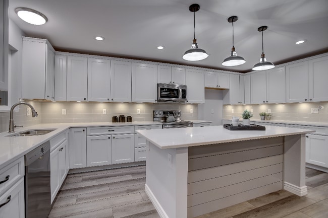 Photo - 2716 Parklake Dr