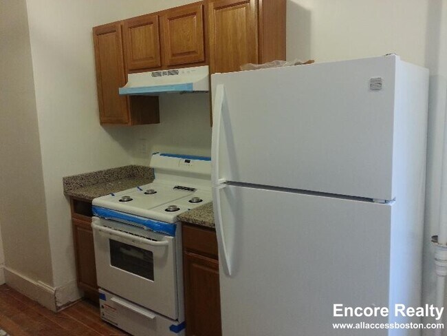 Photo - 1615 Commonwealth Ave Unidad 14