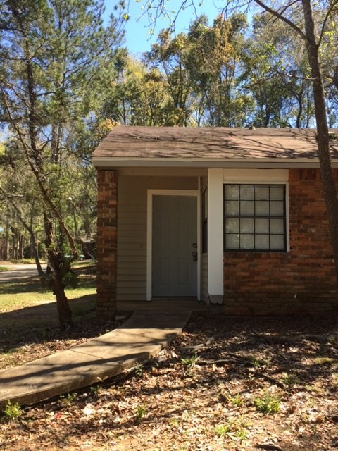 Photo - 1079 Sutor Rd House