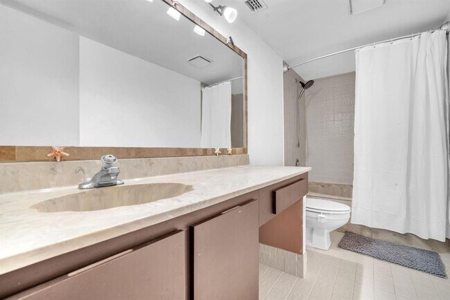 Photo - 2202 S Cypress Bend Dr Unit 903