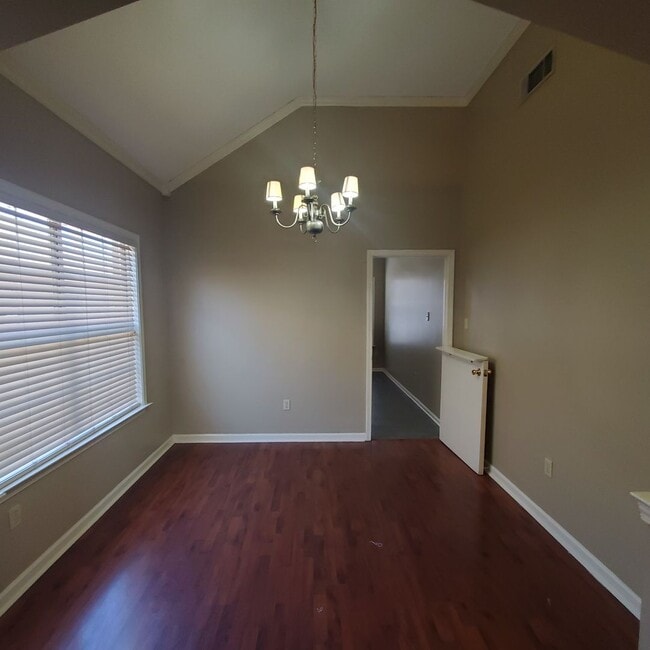 Photo - 3 Bedroom 2 Bath in Cordova off near Trinity and Sanga