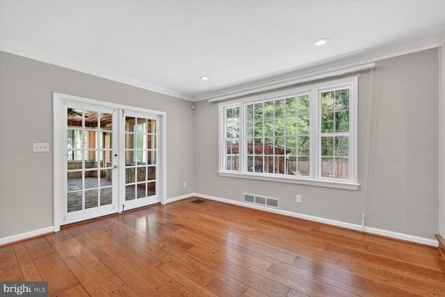 Photo - 5109 Blue Ridge Ave