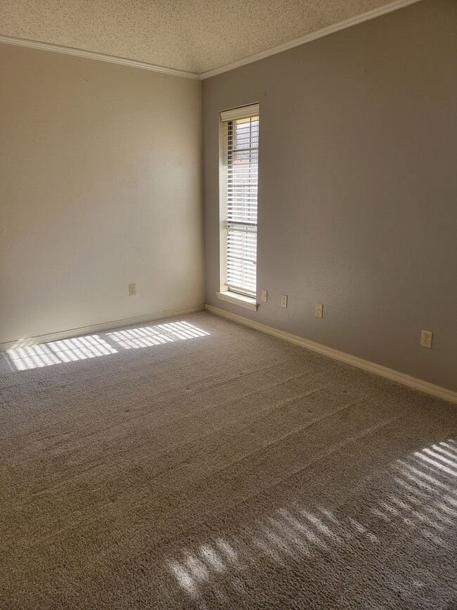 Building Photo - South Bossier 3 Bedroom 2 Bathroom **$300 OFF 1ST MONTH SPECIAL