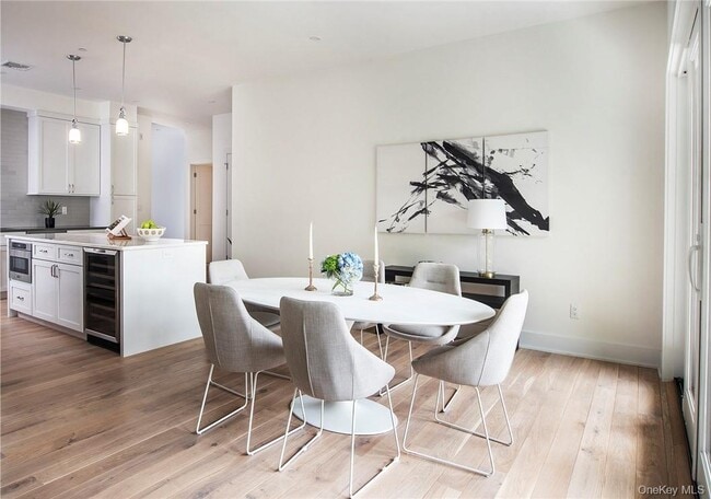 Photo - 8 Boulevard W Unit 301