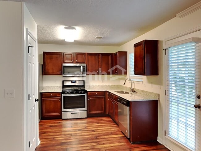 Photo - 131 Hidden Creek Dr