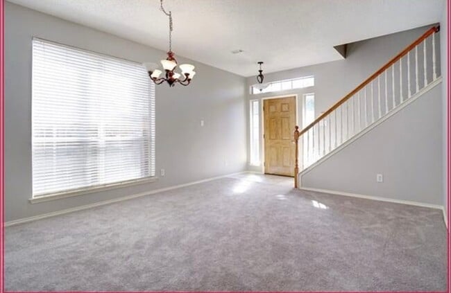 Photo - 5017 Glenscape Trl