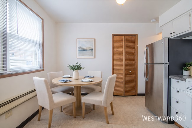 Photo - 1665 Harbor Ave Unidad S1