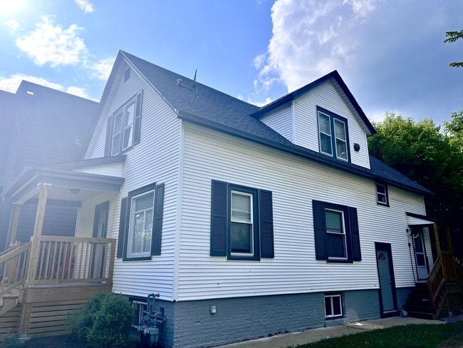 Photo - 1511 Greenleaf St