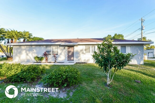 Photo - 1706 17th Ave Dr E