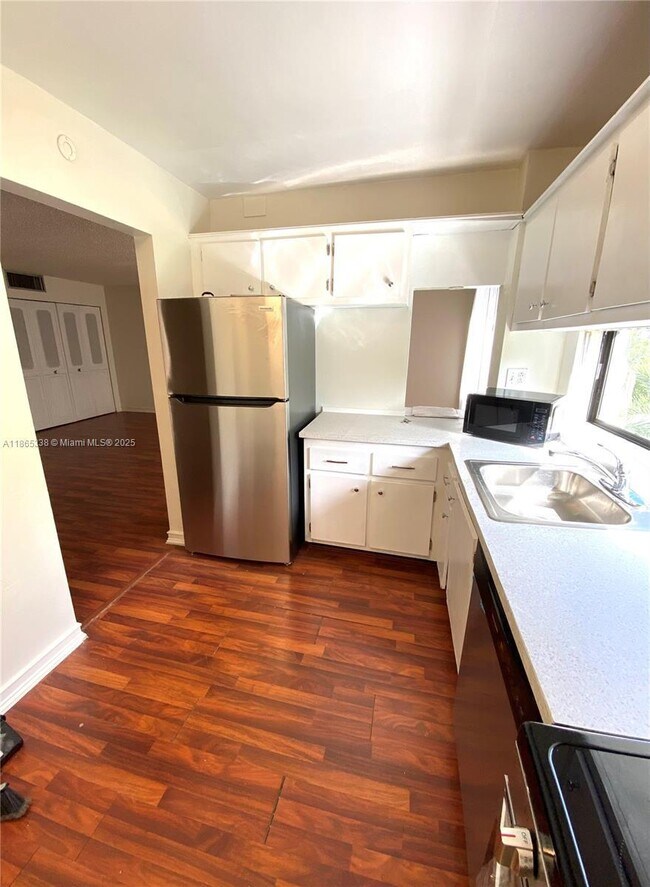 Photo - 1 bedroom in Sunny Isles Beach FL 33160