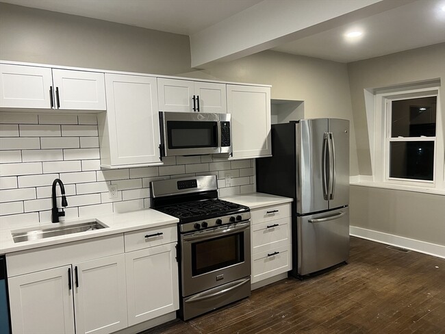 Photo - 589 Haverhill St Apartment Unit 2