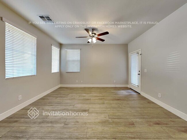 Photo - 5319 W Illini St