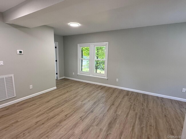 Photo - 108 Pine St Unit 2