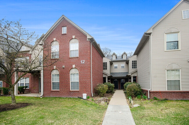 Photo - 799 Addington Ln