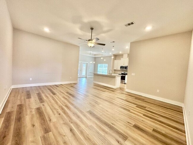 Photo - 5655 Dunridge Drive