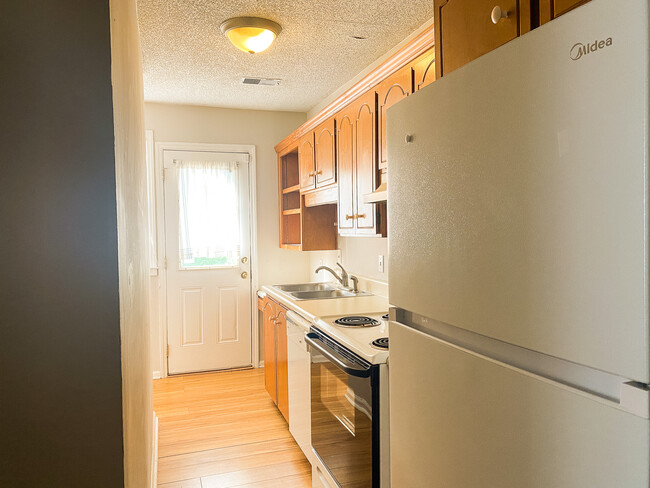 Photo - 1843 Devine St Condo Unit 1