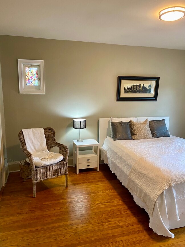 Photo - 2 bedroom + Den apartment; luxury - Bloor West Village, Toronto Unit 2