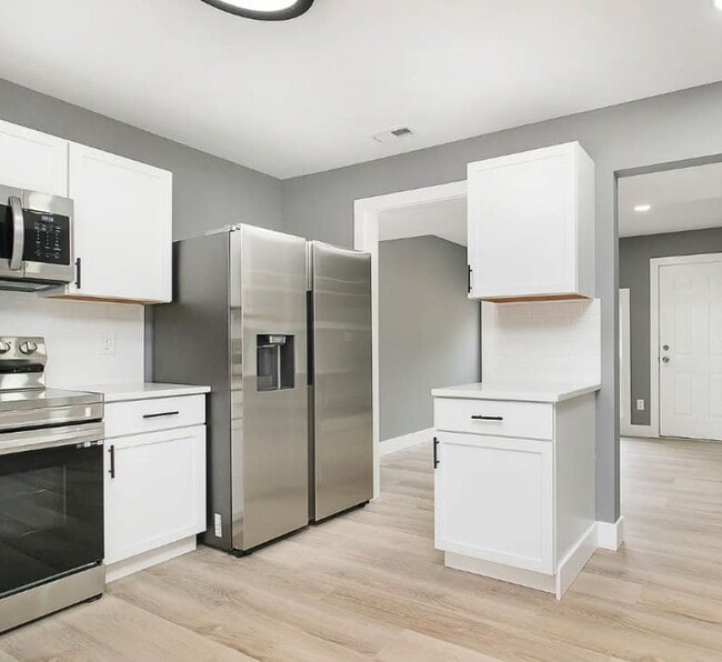 Photo - 6747 Wimbledon Dr