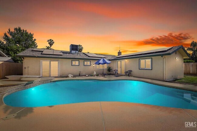 Photo - 1807 E Sonora Ave