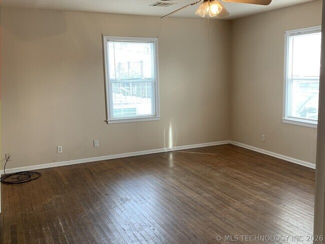 Photo - 220 S 70th E Ave