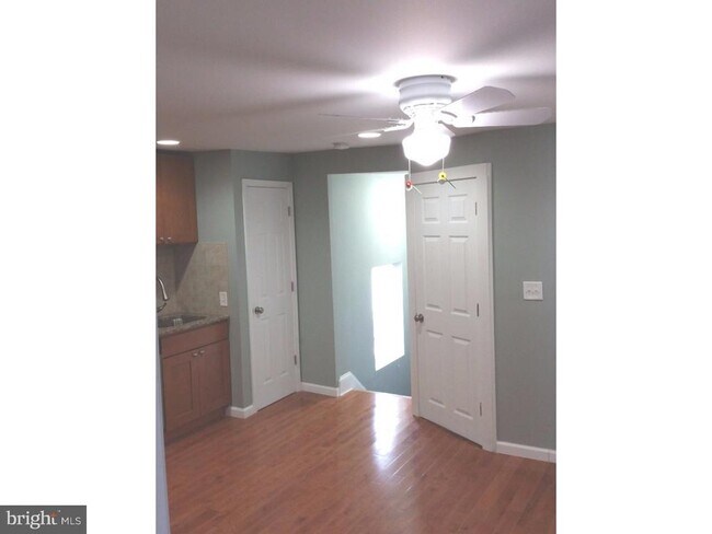 Photo - 337 Christian St