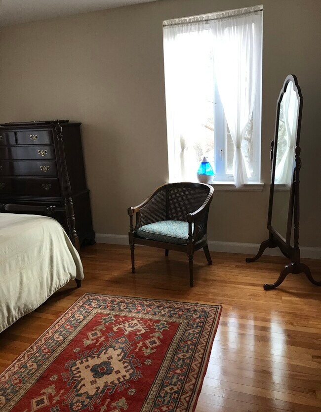 42 Dean Rd