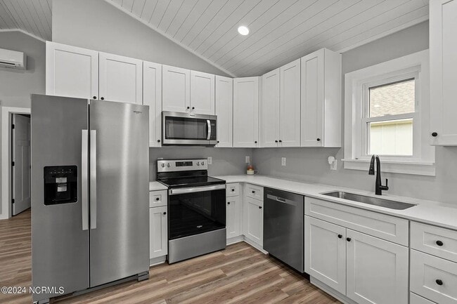 Photo - 148 Long Pond Lp