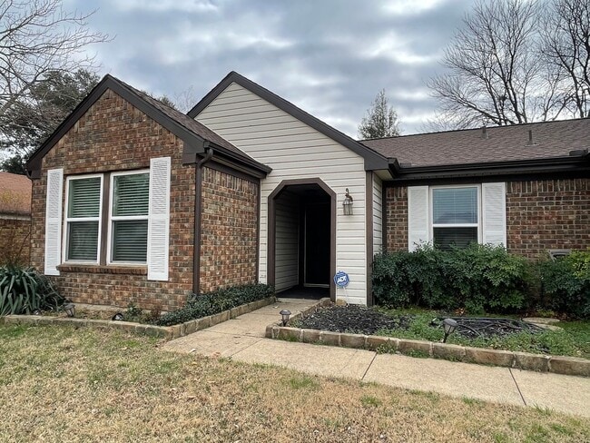 Building Photo - Gorgeous One-Story Home for rent in Euless!