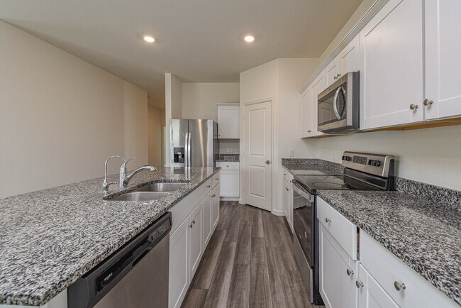 Photo - 1004 Wild Enclave Ln