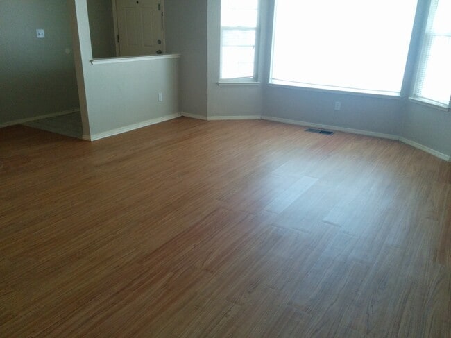 Photo - 1807 Rock Ct